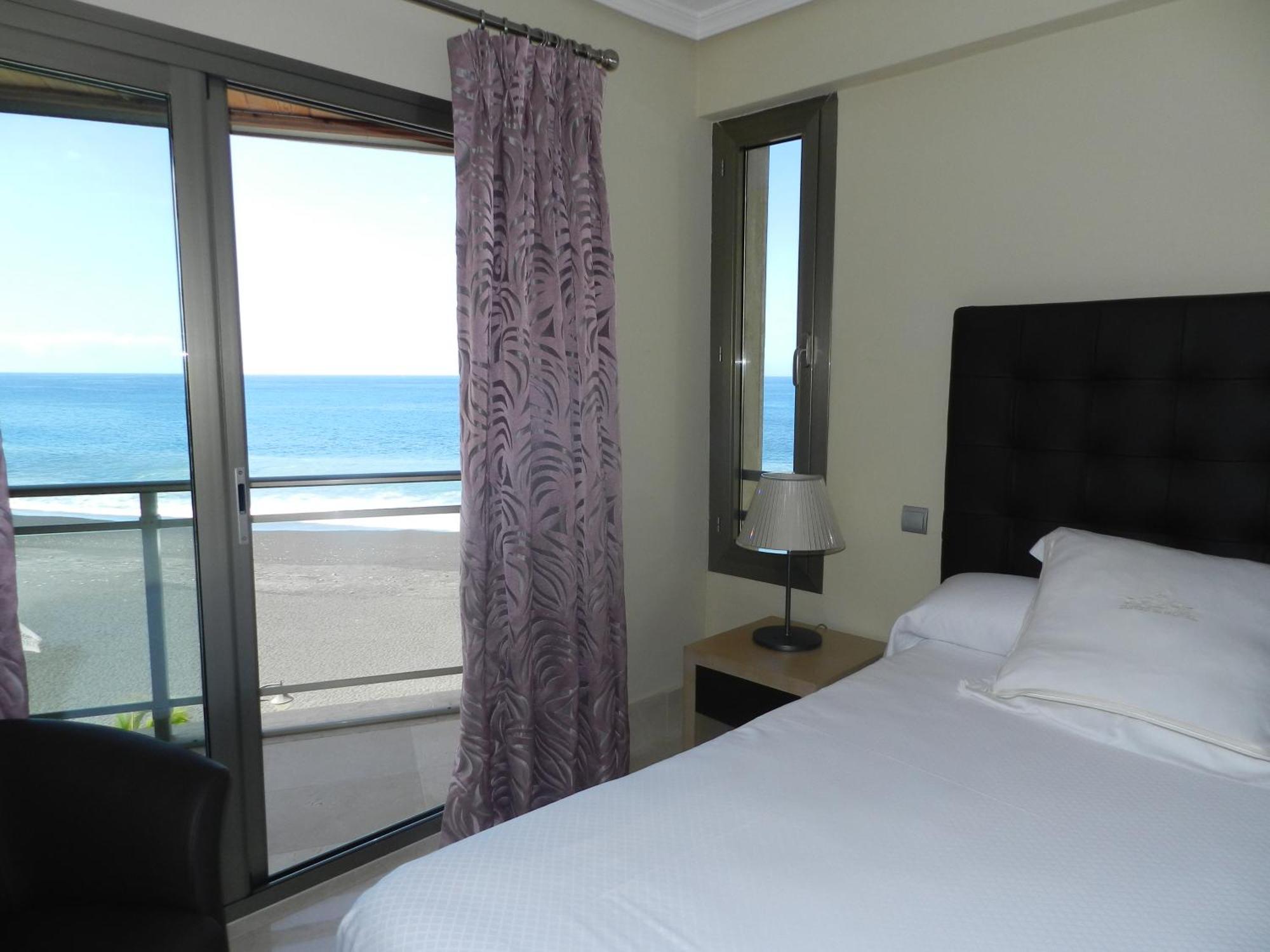 Balcon Del Puerto, Atico-solarium Appartement Tazacorte